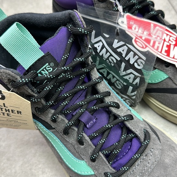 🔆VANS🔆 all weather high top boots, water resistant comfortable supportive. - Picture 14 of 15